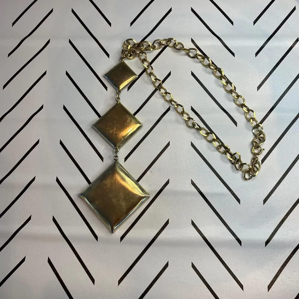 Vintage 70s Napier Gold Toned/Plated and Faux Onyx Necklace